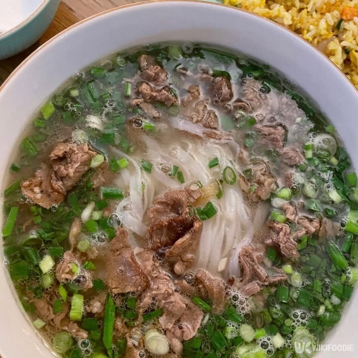 이태원의 숨은 강자, 베트남 음식 맛집 '꾸잉'