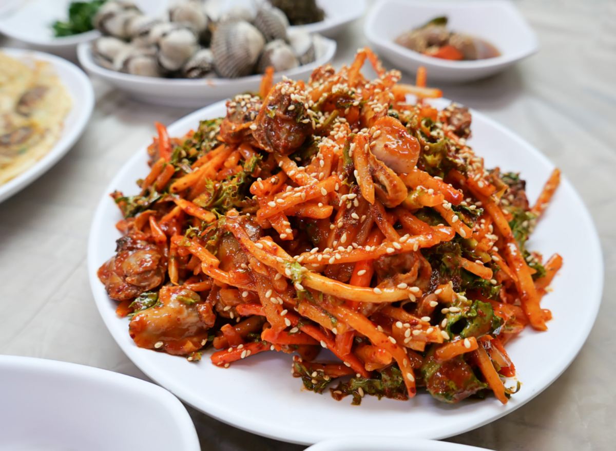 쫄깃 통통 '꼬막 무침 레시피'…삶지말고 '이렇게' 하면 더 맛있다